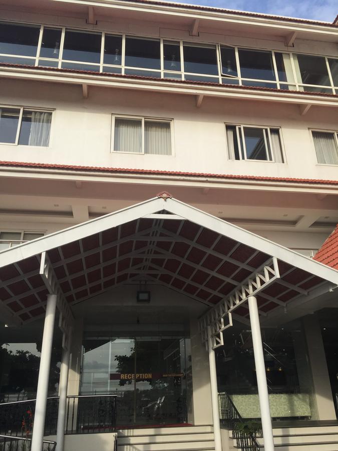 Sea Queen Hotel Calecute Exterior foto